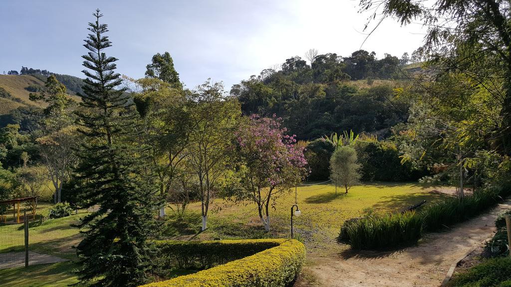 Pousada Recanto Dos Beija Flores 南蒙蒂阿莱格里 外观 照片